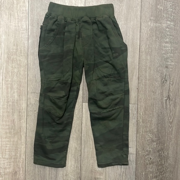 Boys Camo Jogger - Picture 1 of 4